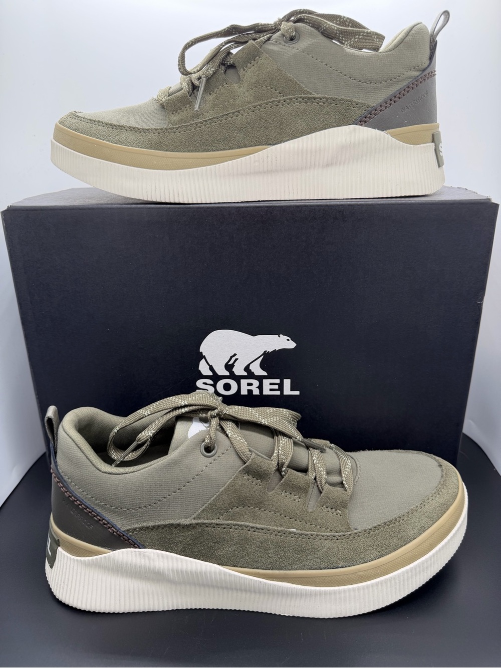 Sorel Out N About IV Women’s 8.5 Waterproof Sneakers - Picture 4 of 8